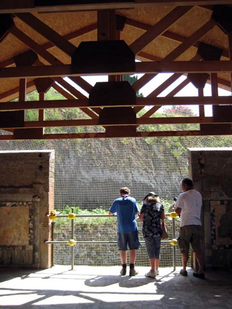 Ins. Or. 1. 2, Herculaneum. July 2009. Doorway or large window in south wall.
Photo courtesy of Sera Baker.